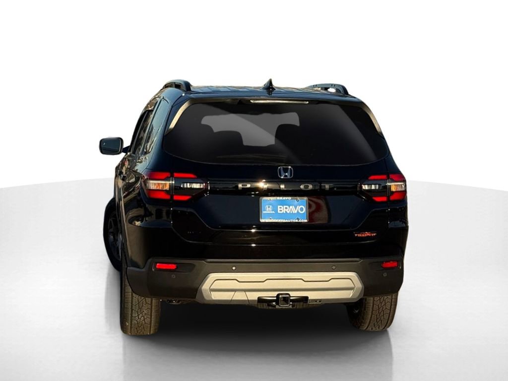 New 2025 Honda Pilot TrailSport image 6