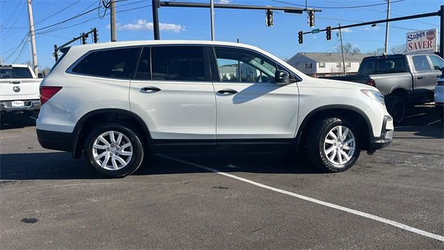 Used 2019 Honda Pilot LX image 2