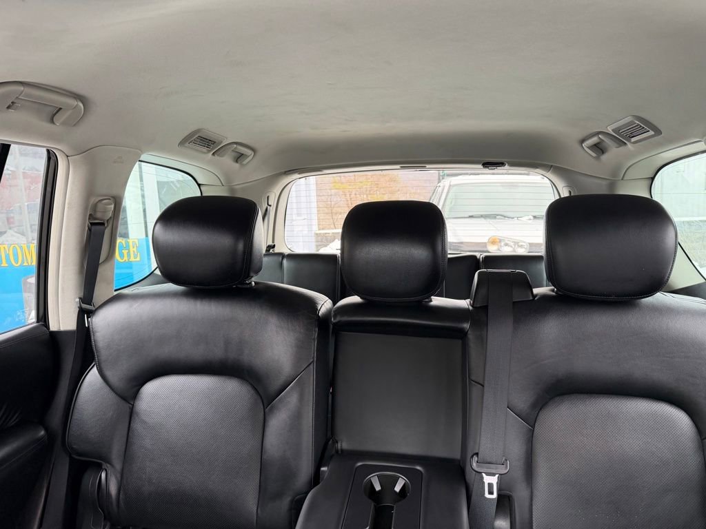 Used 2022 Nissan Armada SL image 22