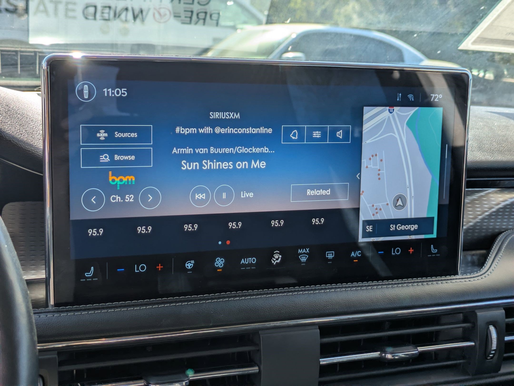 Used 2024 Lincoln Corsair Reserve w/ Equipment Group 201A AWD/4WD image 21