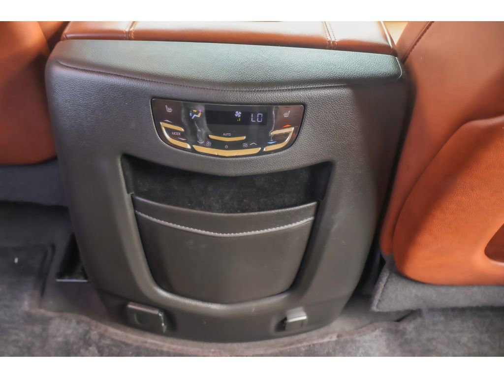 Used 2019 Cadillac Escalade Luxury image 29
