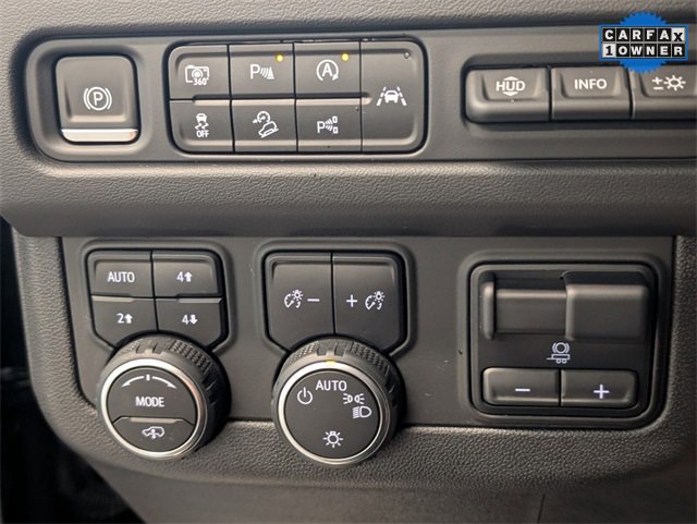 Used 2024 Chevrolet Tahoe High Country w/ Advanced Technology Package image 26