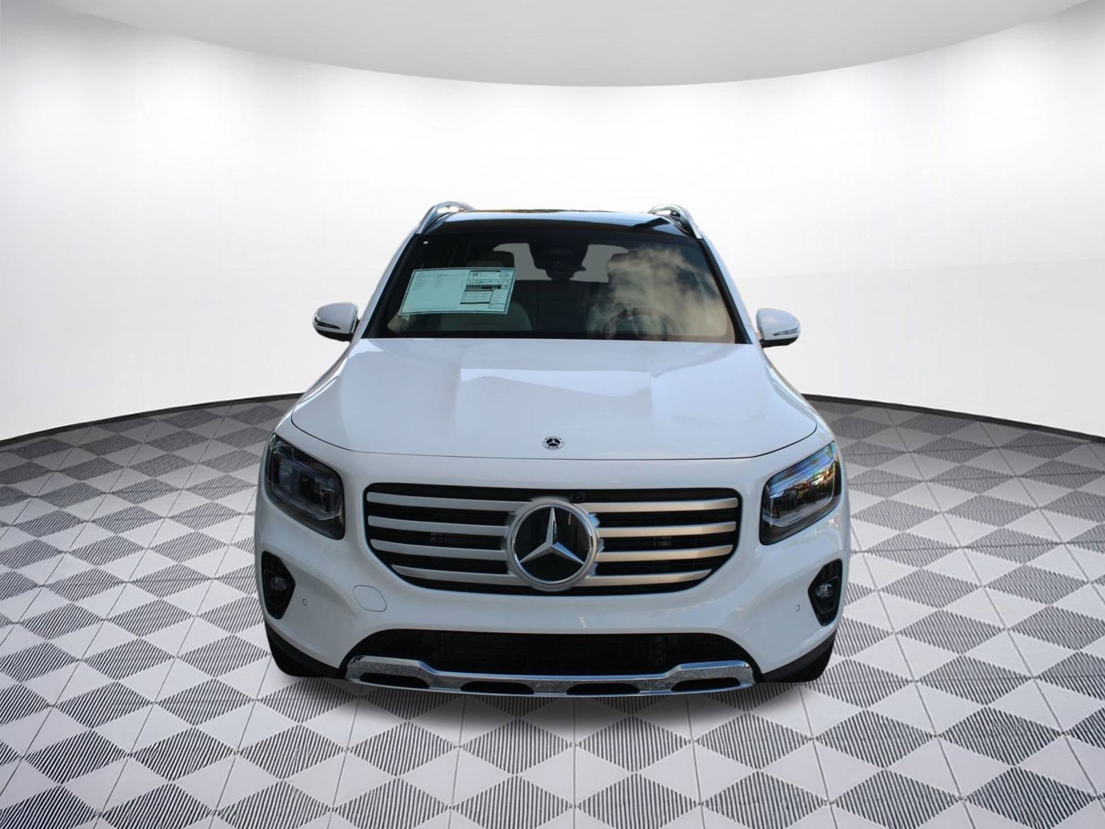 Used 2026 Mercedes-Benz GLB 250 image 6