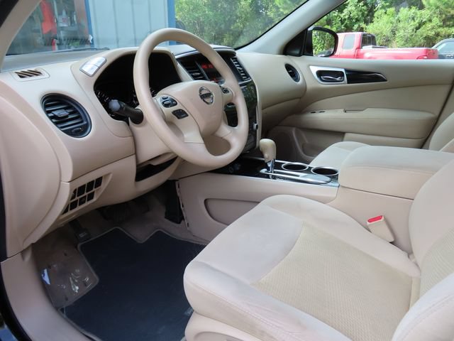 Used 2014 Nissan Pathfinder S FWD image 17