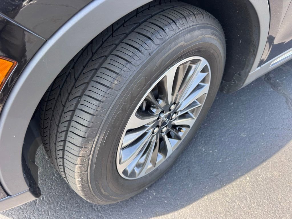 Used 2021 Lincoln Nautilus AWD w/ Equipment Group 101A image 15