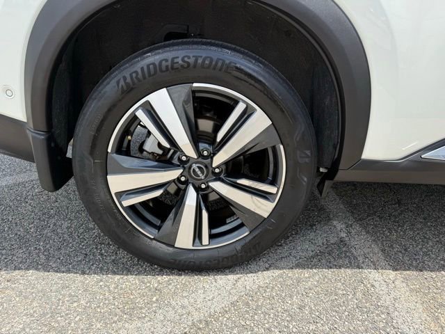 Certified 2023 Nissan Rogue SL w/ SL Premium Package AWD/4WD image 28