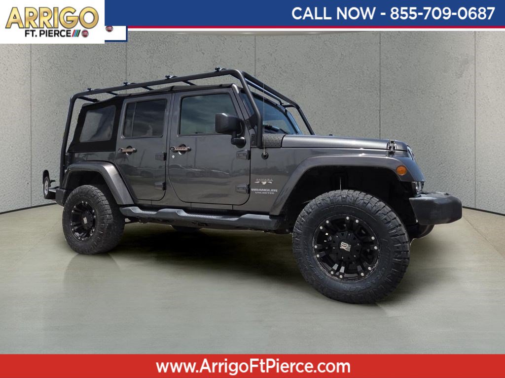 Used 2017 Jeep Wrangler Unlimited Sahara w/ Connectivity Group