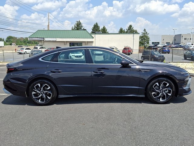 Used 2024 Hyundai Sonata SEL FWD image 7