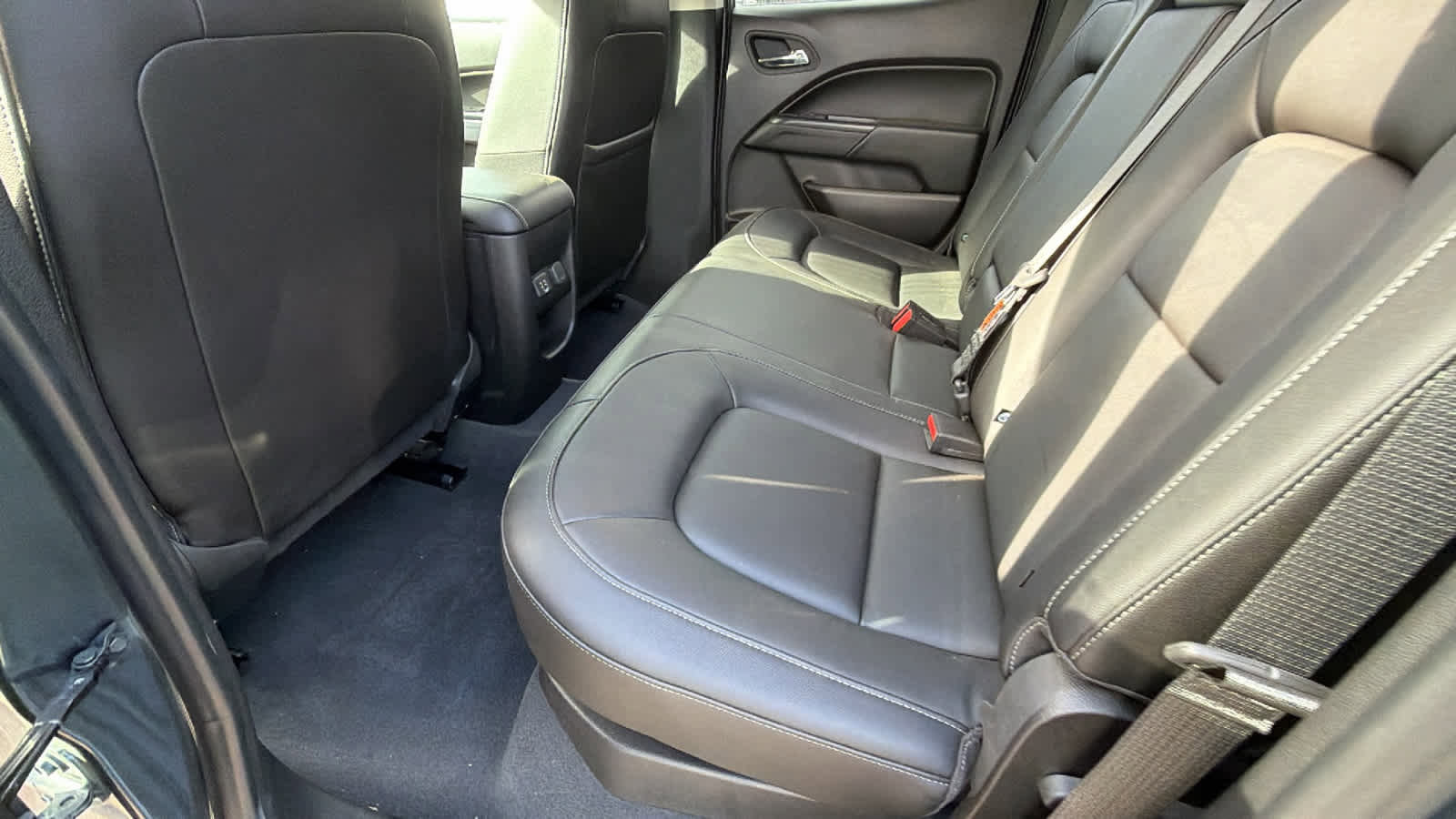 Used 2019 Chevrolet Colorado ZR2 image 17