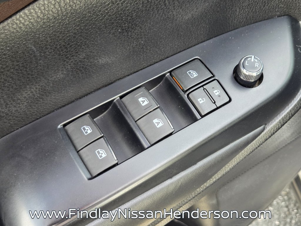 Used 2019 Toyota Highlander XLE AWD/4WD image 23