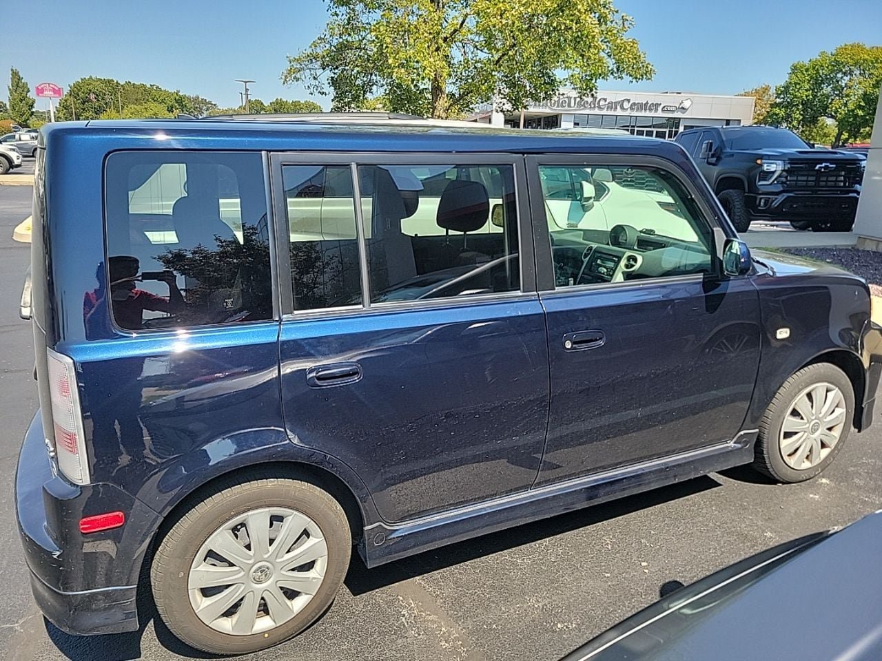 Used 2005 Scion xB FWD image 6