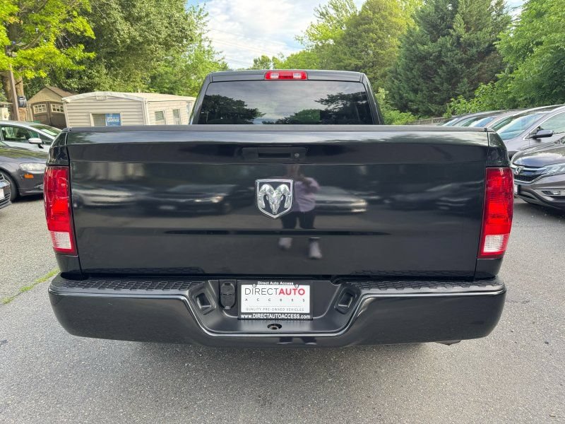 Used 2017 RAM 1500 Express AWD/4WD image 6