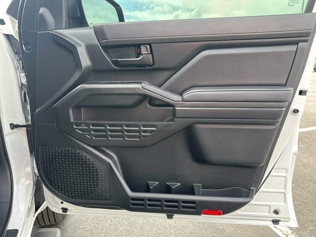 Certified 2025 Toyota Tacoma SR image 10