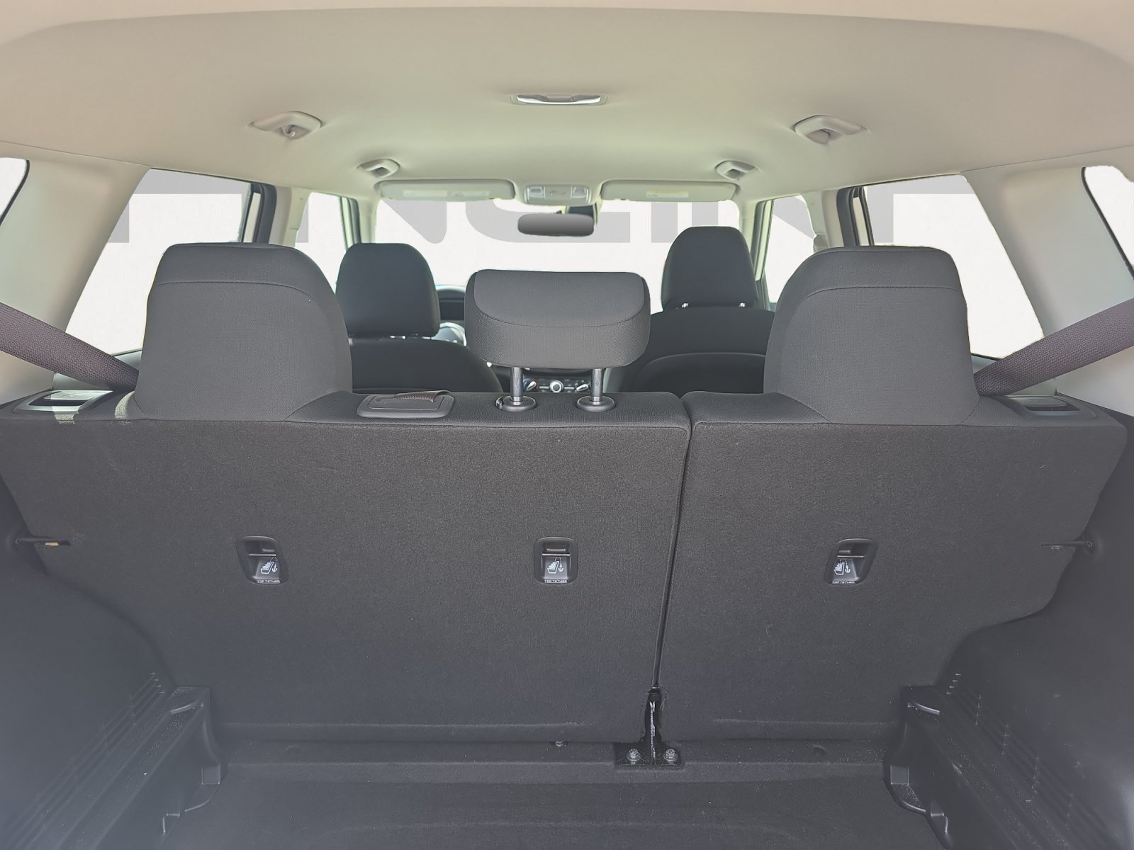 Certified 2025 Kia Soul LX w/ LX Technology Package FWD image 10