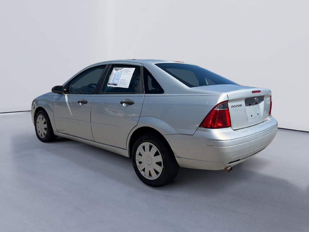 Used 2007 Ford Focus S FWD image 5