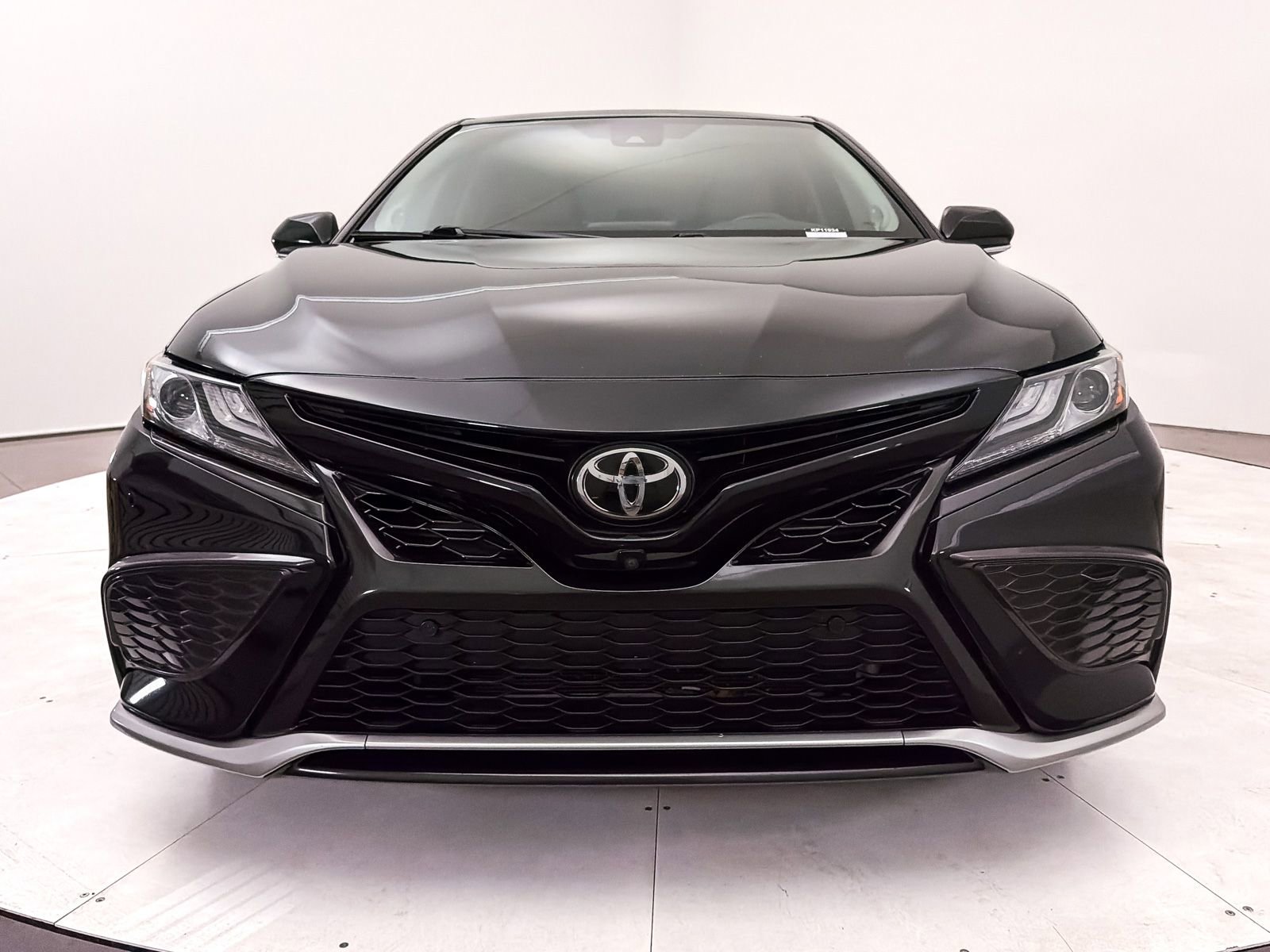 Used 2021 Toyota Camry XSE w/ Navigation Package FWD image 15