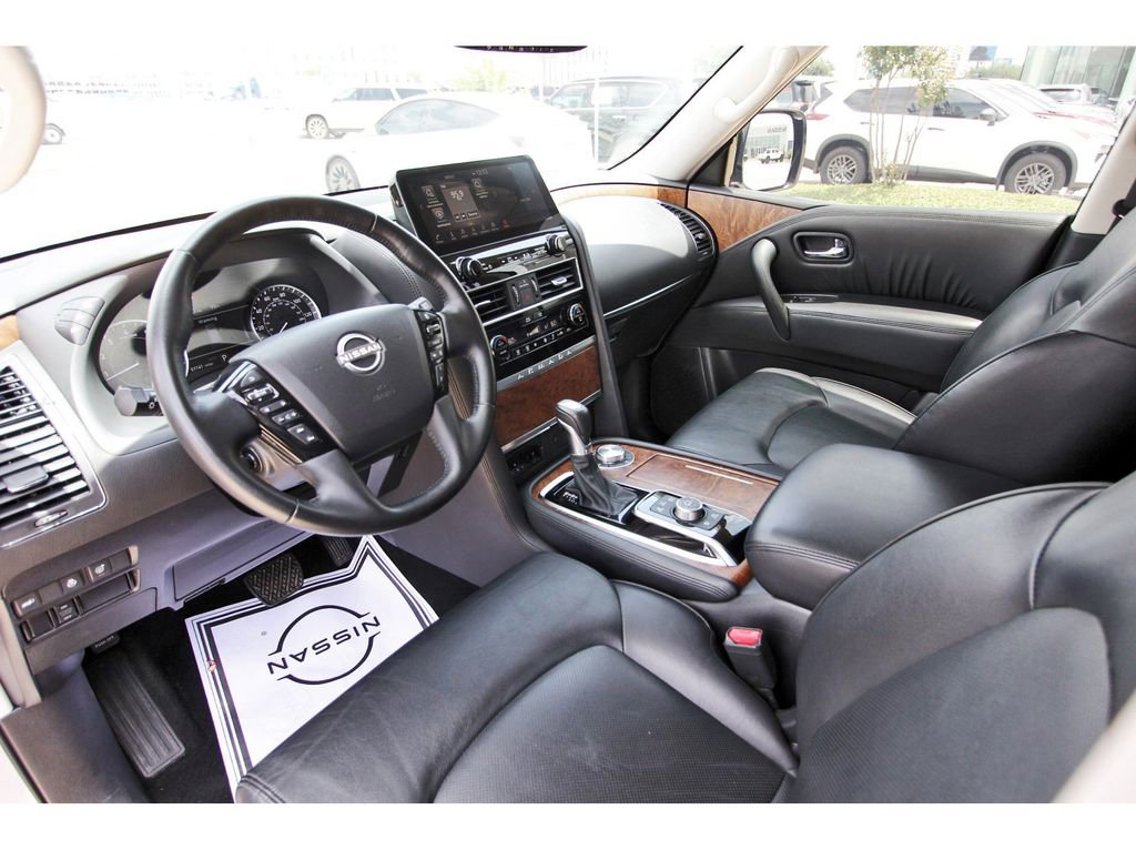 Used 2024 Nissan Armada SL w/ Captain's Chairs Package AWD/4WD image 13