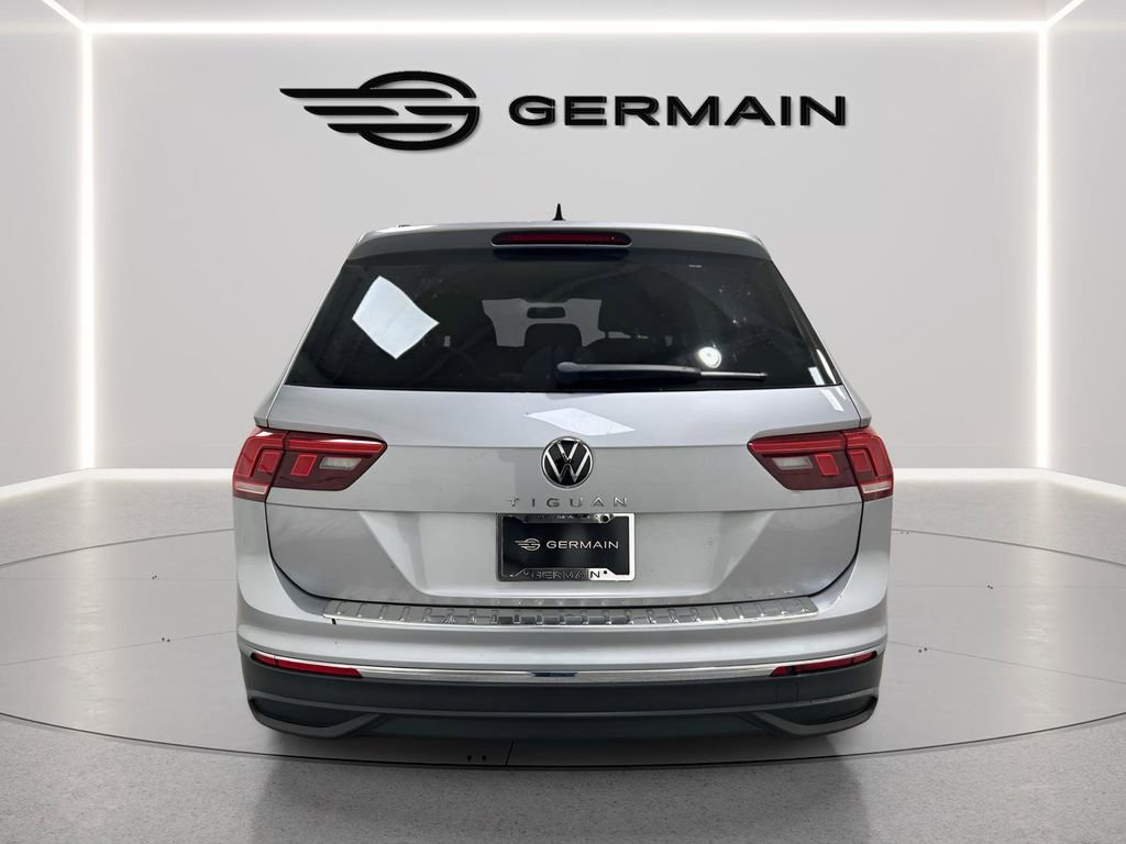 Used 2022 Volkswagen Tiguan S image 8