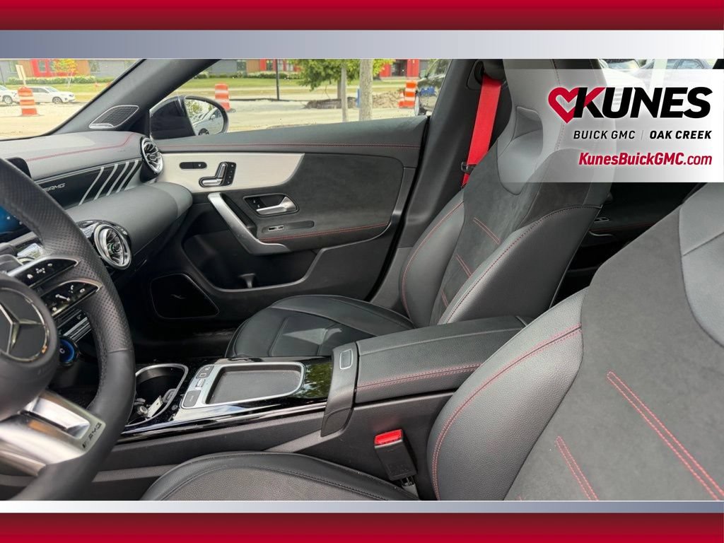 Used 2025 Mercedes-Benz CLA 35 AMG 4MATIC image 15
