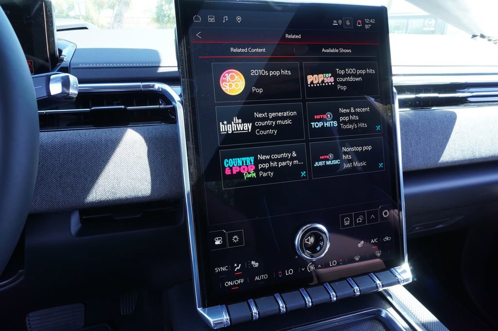 New 2026 GMC Sierra EV Elevation image 18