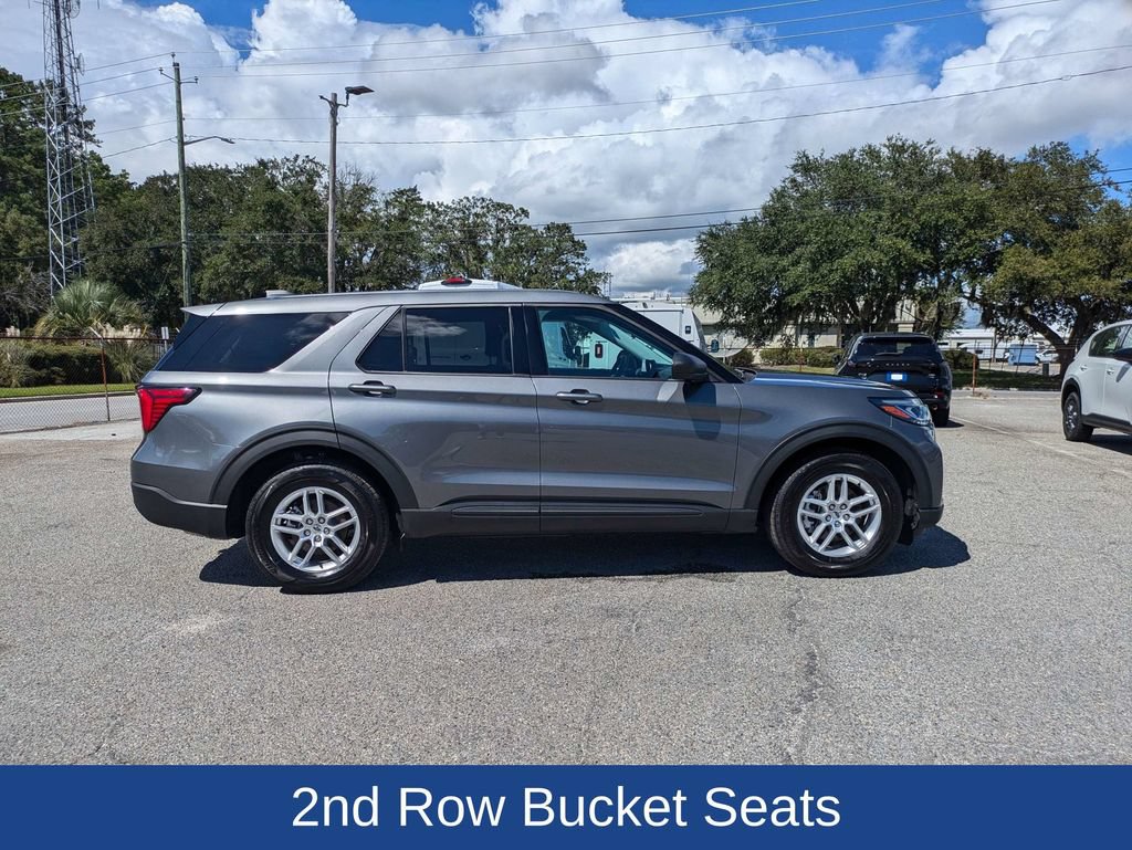 Certified 2026 Ford Explorer Active RWD image 3