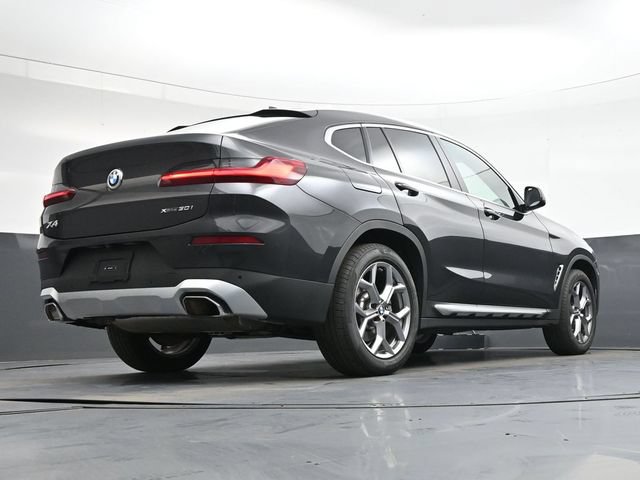 Used 2025 BMW X4 xDrive30i AWD/4WD image 37