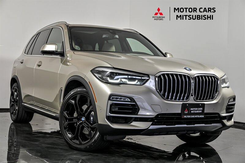 Used 2019 BMW X5 xDrive40i w/ Premium Package 2