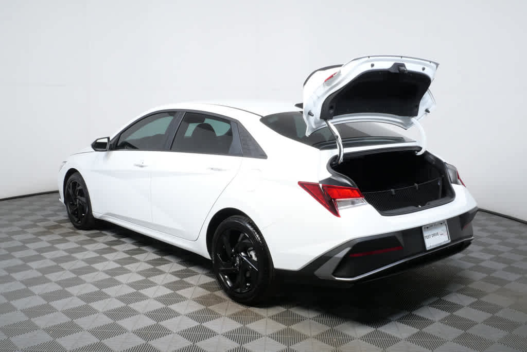 New 2026 Hyundai Elantra Sport image 26