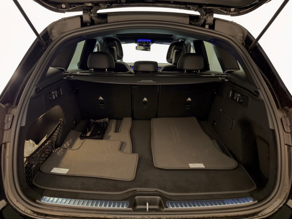 Certified 2026 Mercedes-Benz GLC 300 image 28