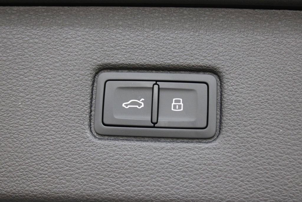 New 2026 Audi Q7 3.0T Prestige image 32