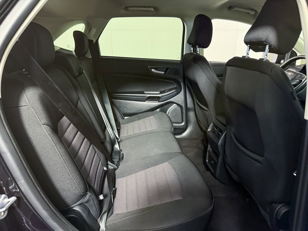 Used 2024 Ford Edge SE image 28