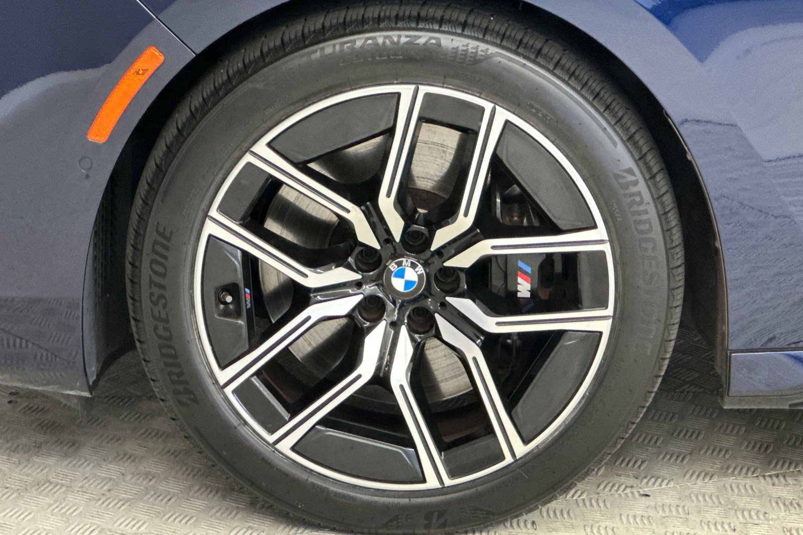 Certified 2023 BMW 740i RWD image 13
