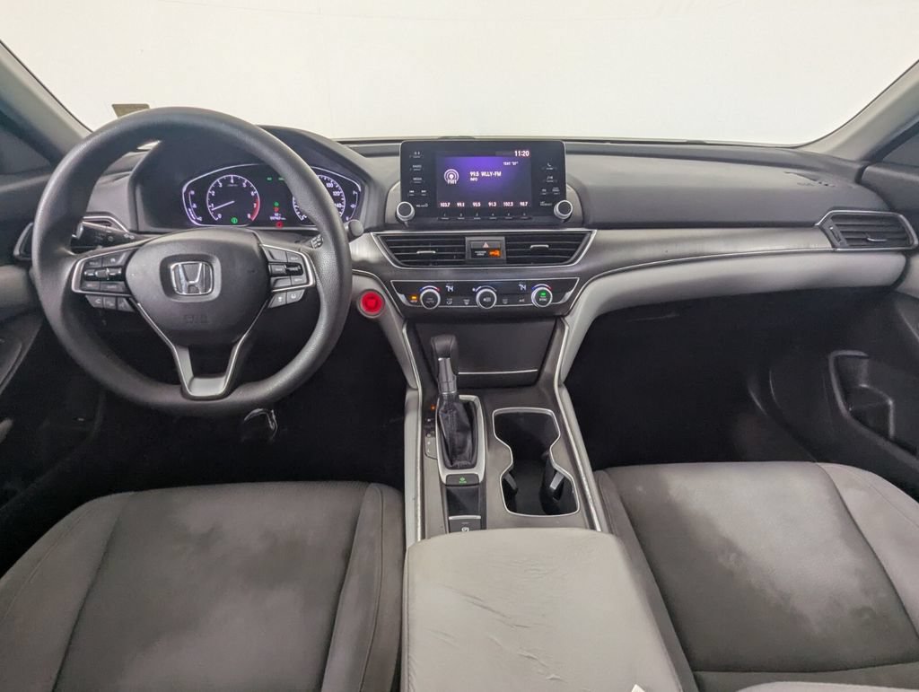 Used 2018 Honda Accord LX image 13
