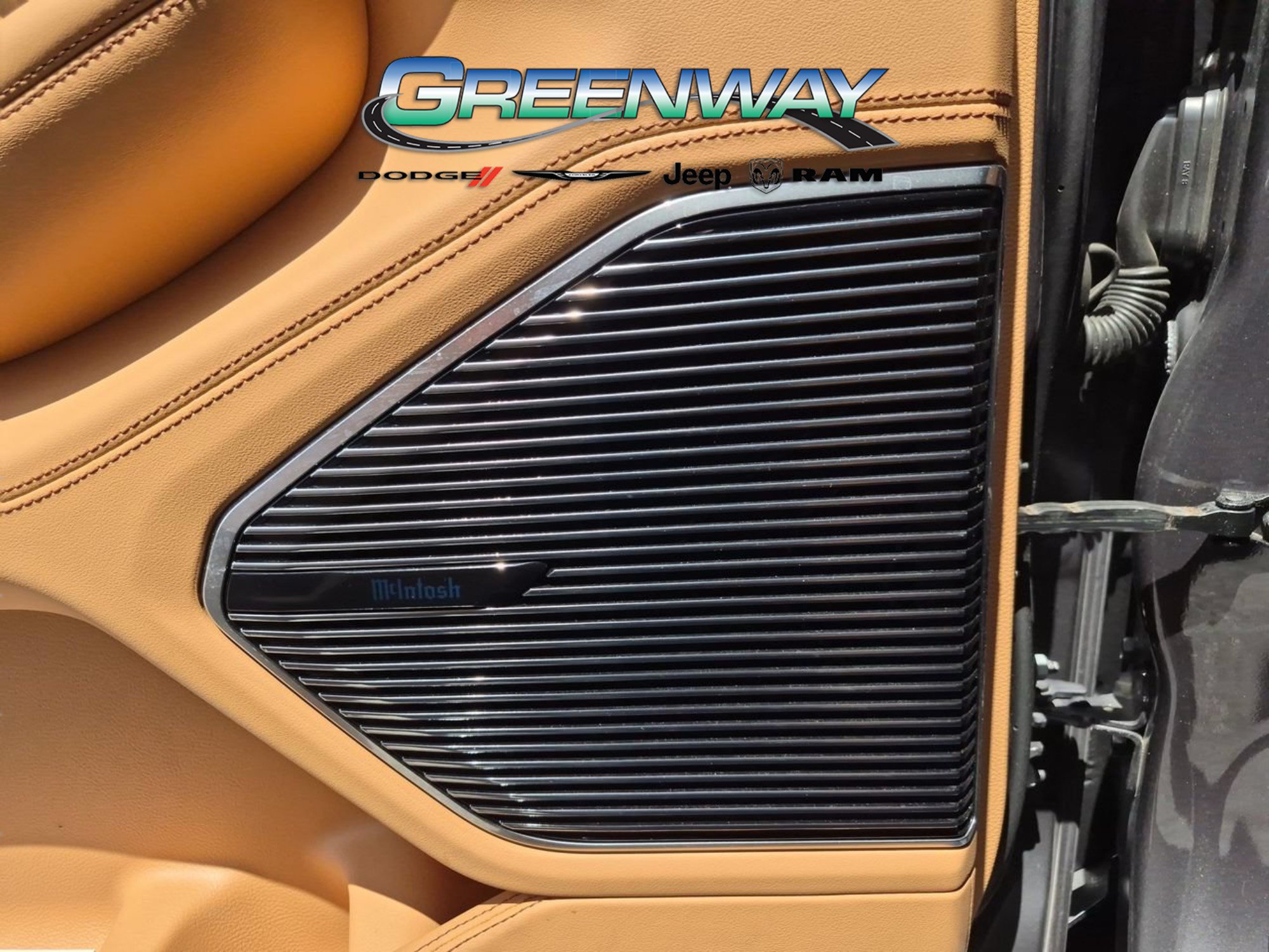 Used 2022 Jeep Grand Cherokee L Summit AWD/4WD image 14