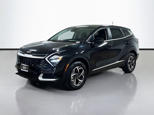 Certified 2023 Kia Sportage LX image 3