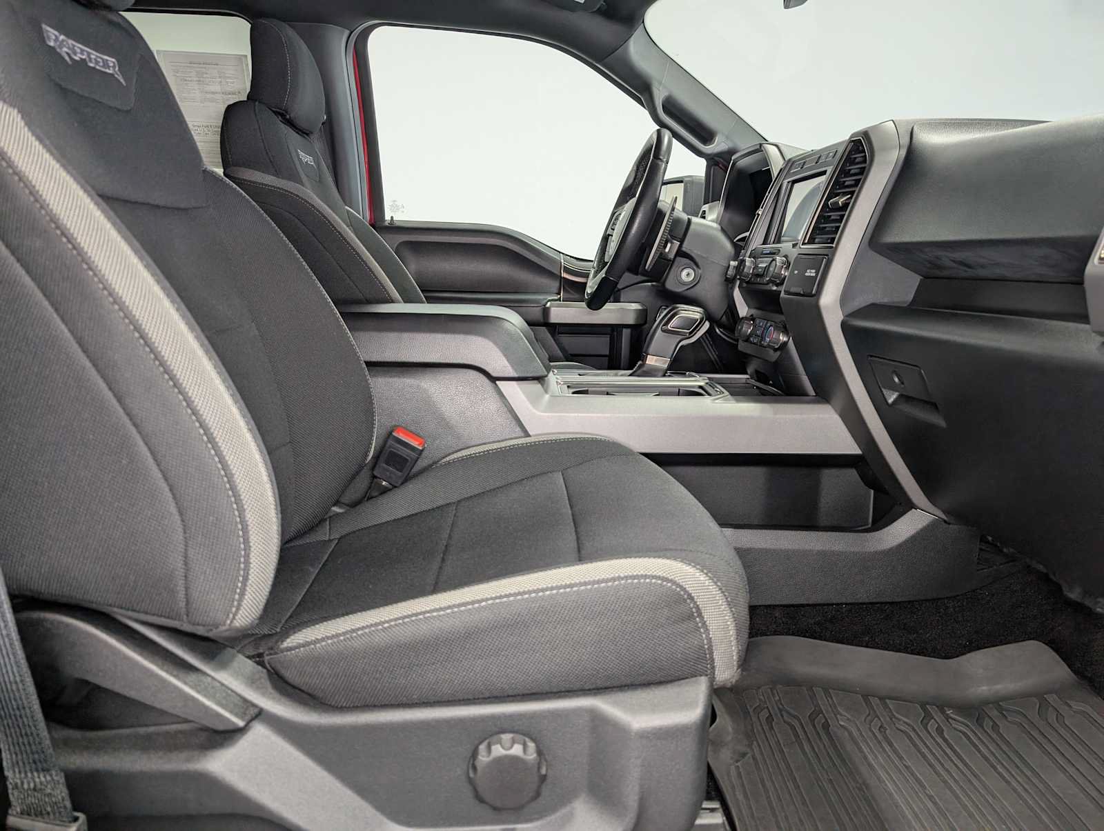 Used 2019 Ford F150 Raptor AWD/4WD image 43