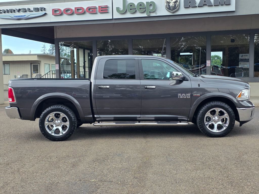Used 2018 RAM 1500 Laramie w/ Convenience Group AWD/4WD image 6