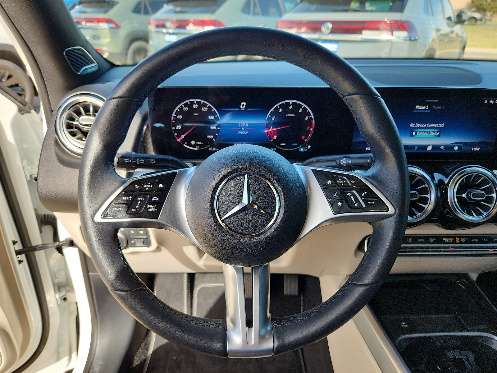 Used 2024 Mercedes-Benz GLB 250 4MATIC image 16