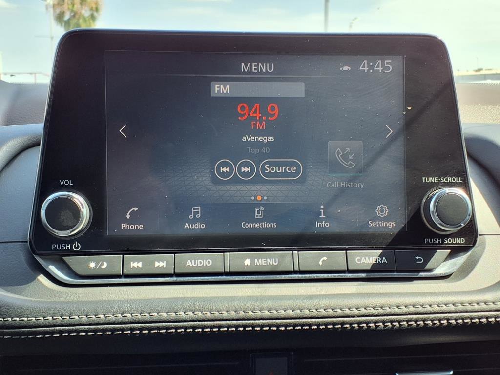 Certified 2022 Nissan Rogue SV w/ SV Premium Package image 19