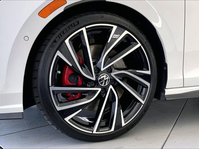 Used 2023 Volkswagen GTI Autobahn image 9