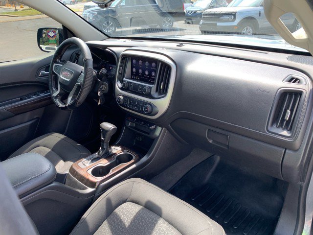 Used 2020 GMC Canyon SLE w/ Elevation Edition AWD/4WD image 19
