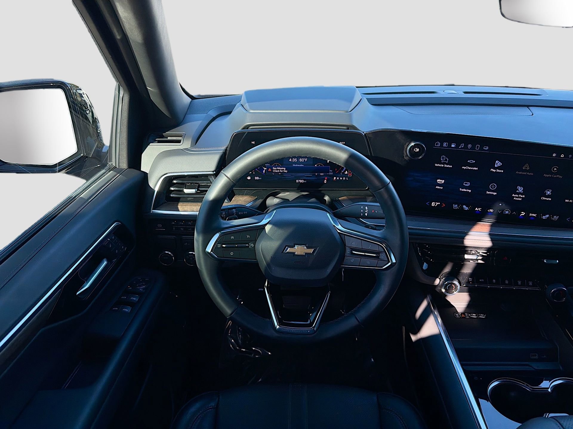 Used 2025 Chevrolet Suburban High Country image 19