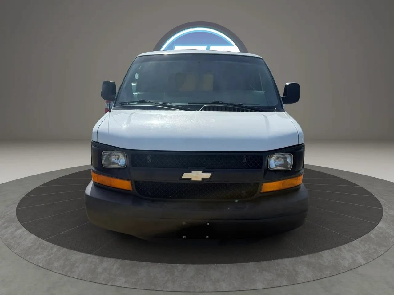 Used 2014 Chevrolet Express 1500 RWD image 9