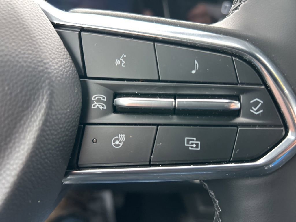 Used 2025 Chevrolet Equinox LT image 19