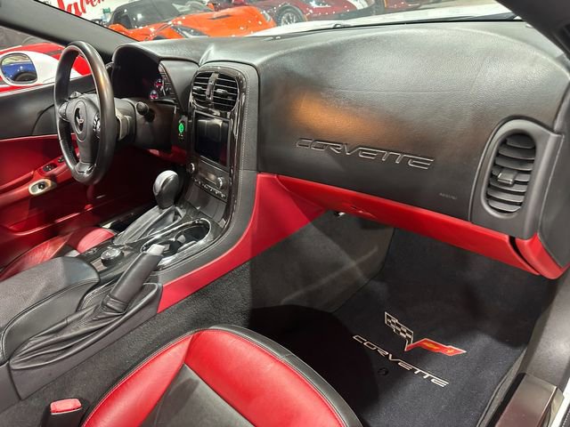 Used 2012 Chevrolet Corvette Convertible w/ 2LT Preferred Equipment Group RWD image 10