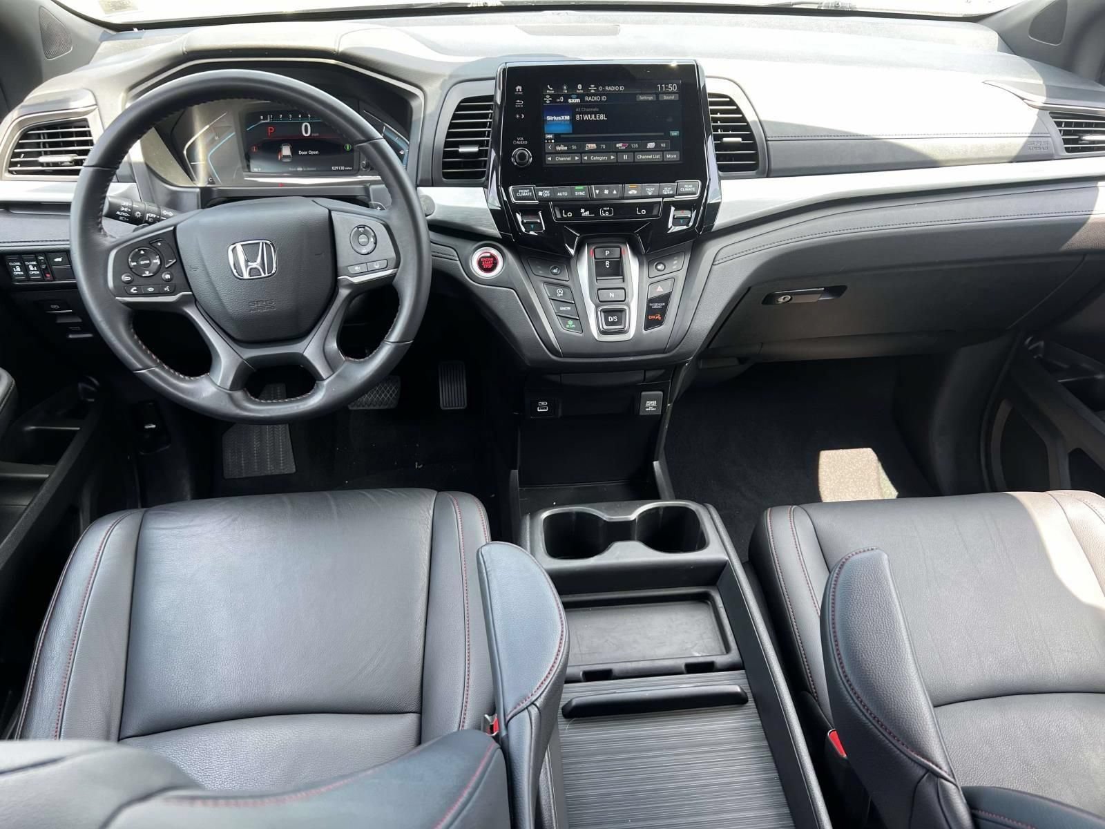 Used 2023 Honda Odyssey Sport image 12