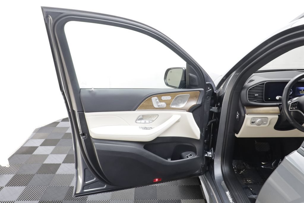 Used 2024 Mercedes-Benz GLE 450 4MATIC image 5