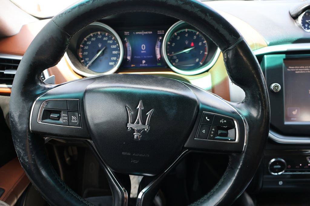 Used 2015 Maserati Ghibli RWD image 13