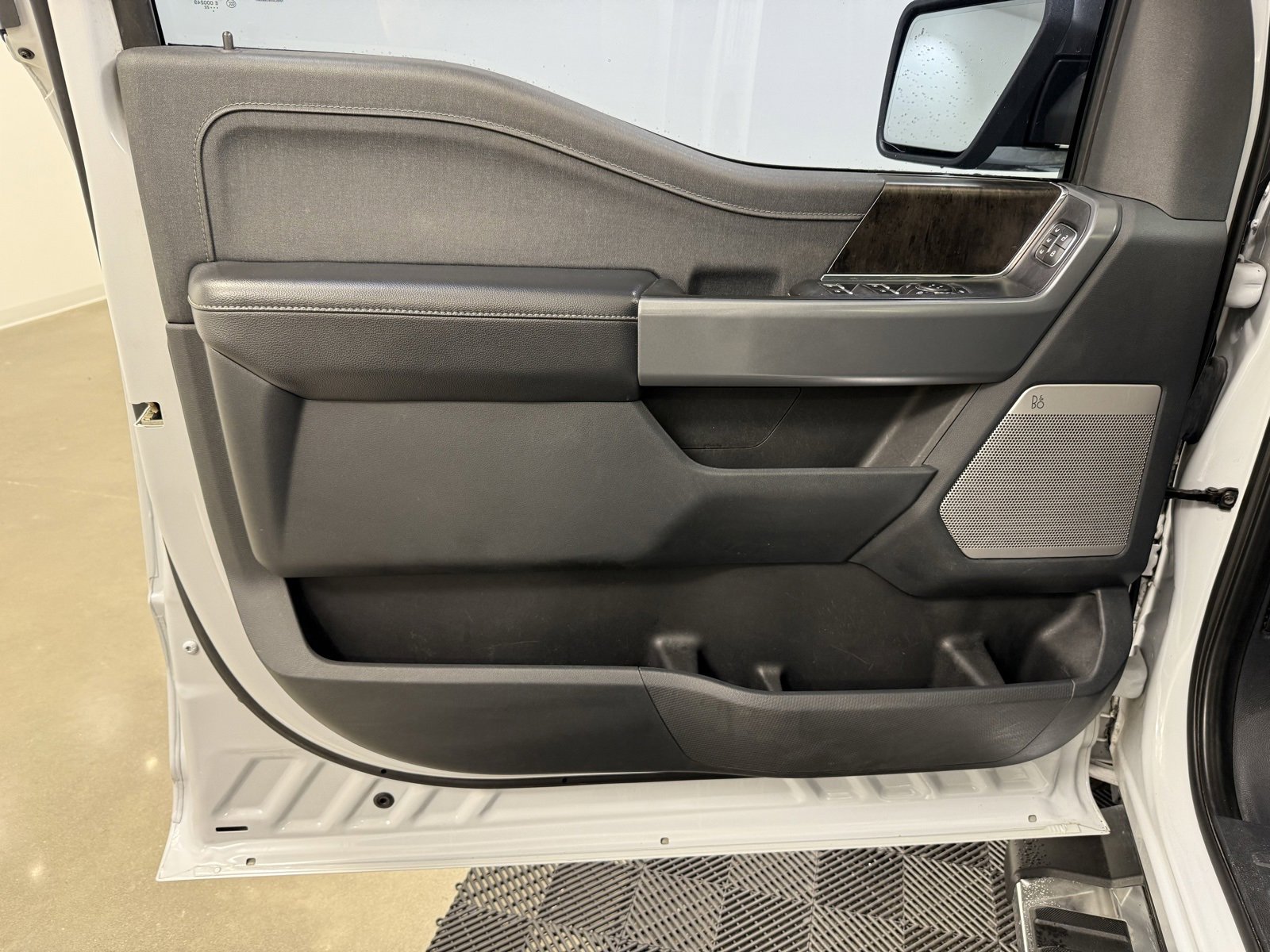 Used 2022 Ford F150 Lariat w/ Equipment Group 502A High image 13