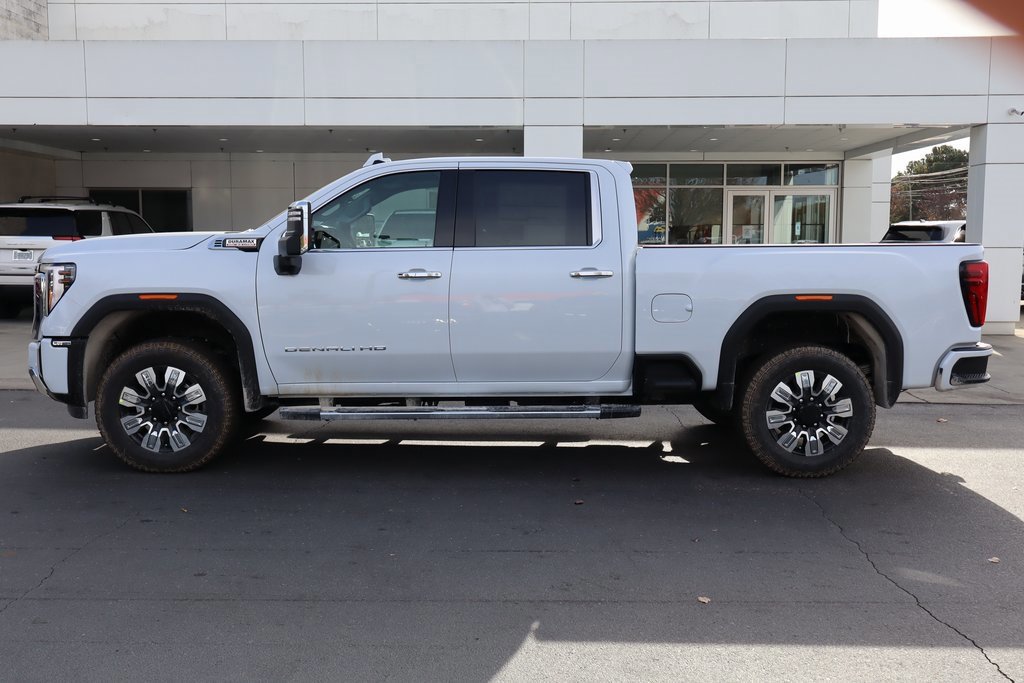 New 2026 GMC Sierra 2500 Denali w/ Denali Reserve Package image 5